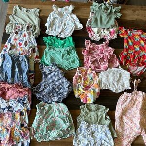 Mixed Baby Girl Romper & 2 piece sets bundle - Pastel Floral & Gingham
